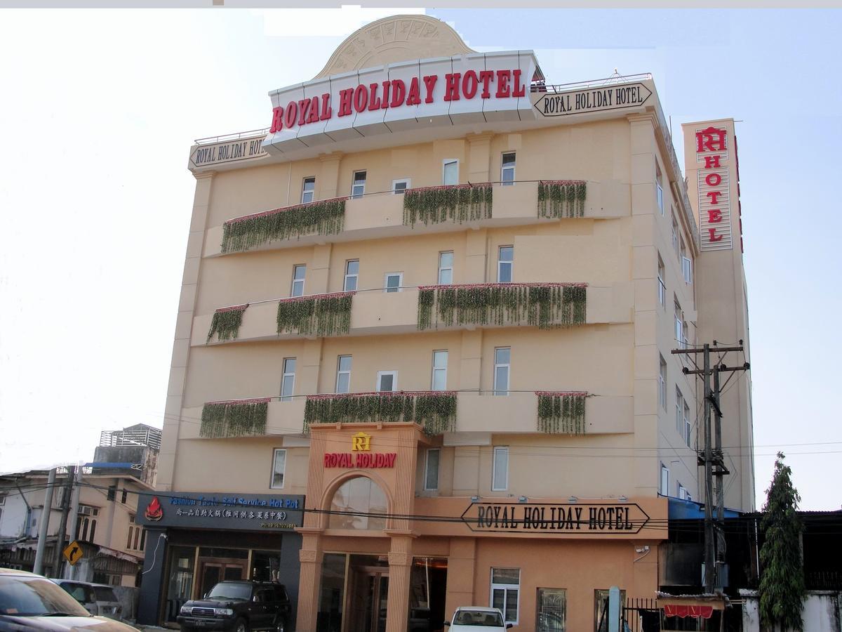 Royal Holiday Hotel Yangón Exterior foto